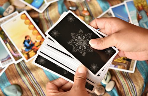 Tarot Card Reading The Dublin Wellbeing Centre Dublin 2 4 Hands Hawaiian Lomi Lomi
